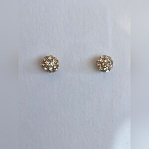Elegant 10k Gold Stud Earrings - similar to Hillberg & Birk - Petite Size NEW!